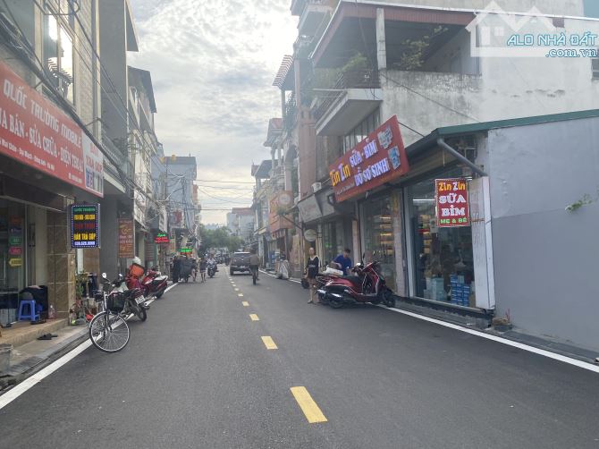 TRỤC CHÍNH KINH DOANH SẦM UẤT,Ô TÔ TRÁNH,PHỐ BẦU KIM CHUNG - 1