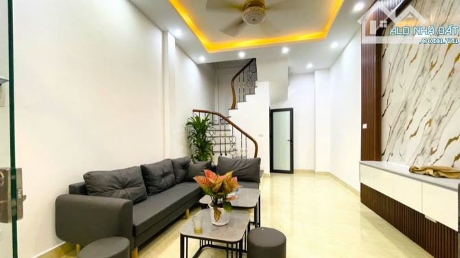 34m2, 7 TỶ HƠN - 15m RA Ô TÔ, 80M RA PHỐ, PHÂN LÔ 2 THOÁNG - NGHĨA ĐÔ, CẦU GIẤY - 1