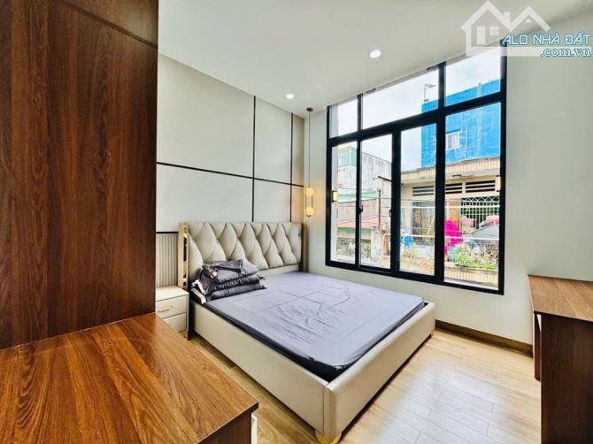 NHÀ 2 TẦNG, Ô TÔ TRÁNH, PHAN VĂN HỚN Q12, 60,5M2- GIÁ 3,9 TỶ - 1