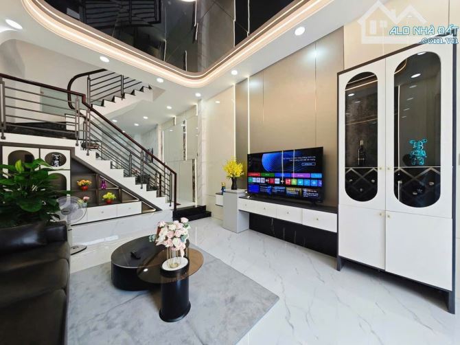 Thảo Điền nhà 3 tầng 95m2 giá 23 tỷ - 1