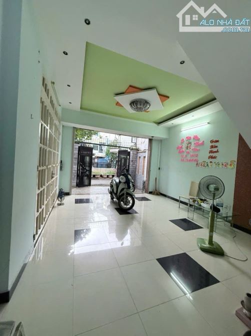 NHÀ 2 TẦNG, Ô TÔ TRÁNH, PHAN VĂN HỚN Q12, 62M2- 4,050TỶ - 1