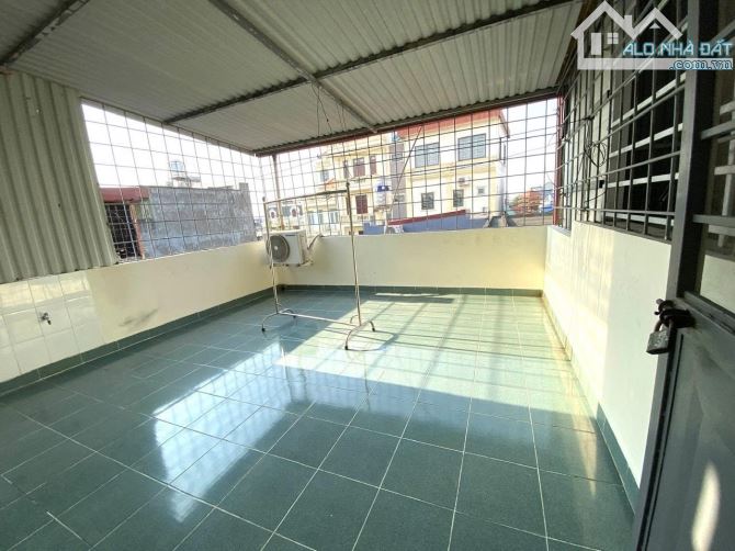 BÁN NHÀ 3 TẦNG ĐỘC LẬP SÂN CỔNG RIÊNG, Ô TÔ ĐỖ GẦN NHÀ– PHƯƠNG LƯU, HẢI AN - 1