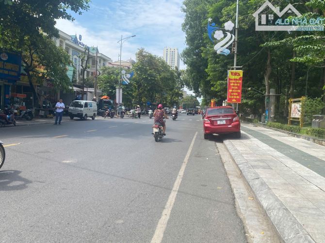 Bán nhà 2 tầng đường Ngô Gia Tự-Suối Hoa-BN. dt.123m. mt.4m. hướng TB giá:21,5 tỷ - 1