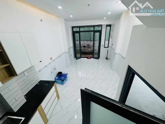 BÔNG SAO P5Q8 - 3.6X7.6M - 4 TẨNG - CHỈ 4.35 TỶ - 12