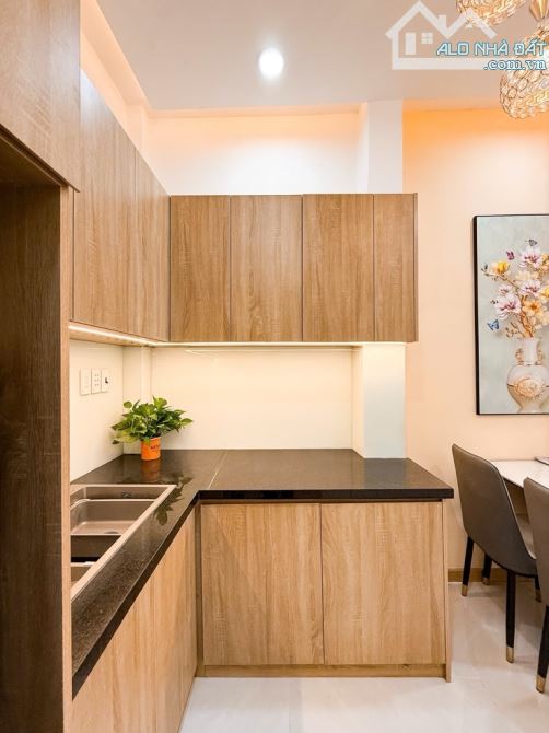 Nhà 3 tầng 4 phòng ngủ giá 4 tỷ 680 đường Nguyễn Thái Sơn Phường 4 Gò Vấp SHR full nội t - 12