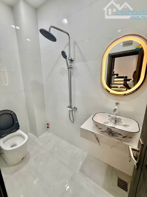 Nhà đẹp long lanh - Mới full nội thất 3 tấm giá chỉ nhỉnh 5 toi - 12