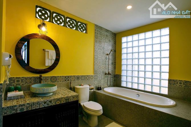 BÁN VILLA 2 TẦNG – HỒ BƠI – DÒNG TIỀN 70–100 TRIỆU/THÁNG – HỘI AN - 12