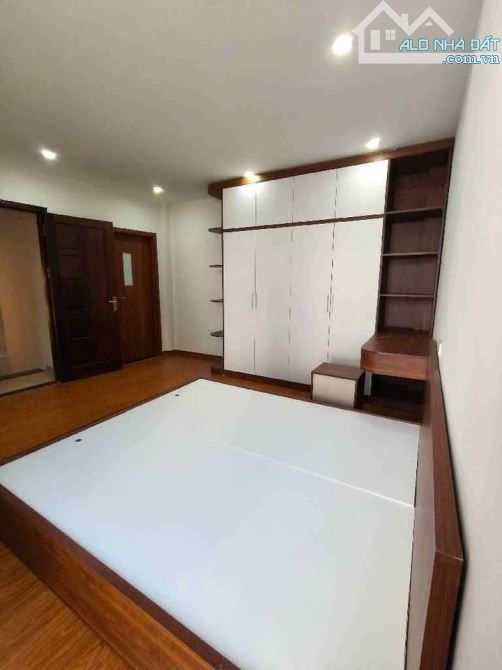 Thạch bàn - ô tô đỗ cổng, 15m ra ô tô tránh, 1km đến Aoen, giao giữa cổ linh với QL5 - 13