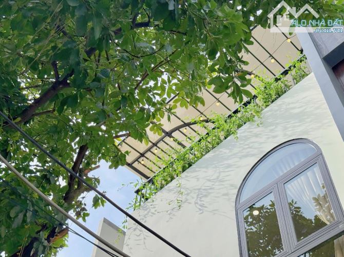 BÁN NHÀ KIỆT Ô TÔ ĐIỆN BIÊN PHỦ FULL NỘI THẤT DỌN VÀO Ở NGAY TRUNG TÂM ĐÀ NẴNG CHỈ 5,X TỶ - 16