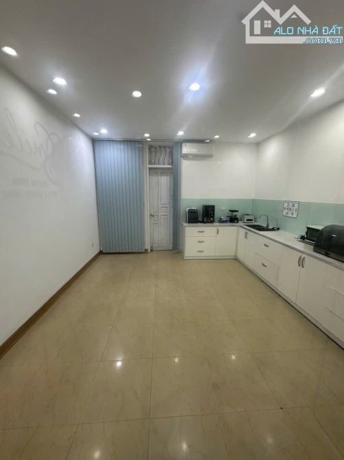 BÁN NHÀ MẶT ĐƯỜNG TRẦN NGUYÊN ĐÁN, VỈA HÈ RỘNG RÃI, KINH DOANH SẦM UẤT, SẴN HỢP ĐỒNG THUÊ - 2