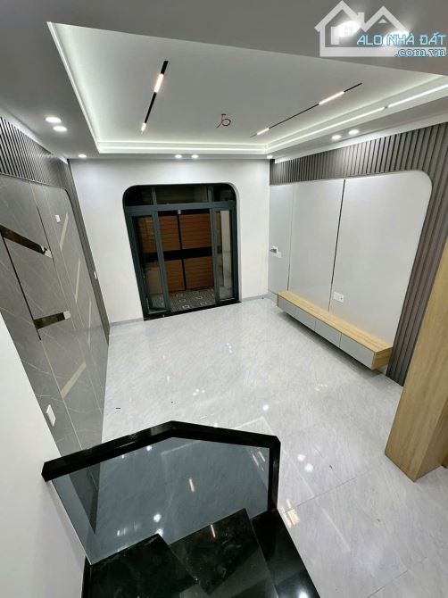 Bán nhà 1 trệt 1 lầu mới gần Giáo Xứ Thuận Hòa, Tân Phong, Biên Hòa, 65m2, giá 3 tỷ 650. - 2