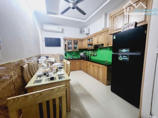 ĐỘI CẤN - SIÊU ĐẸP - 10M MẶT PHỐ, TRƯỚC NHÀ THOÁNG, Ô CHỜ THANG MÁY, TẶNG NỘI THẤT CƠ BẢN. - 2