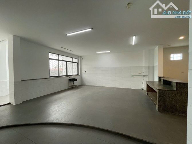 Bán nhá 3 tầng gần đền thánh Martin, Tân Hòa, Biên Hòa, 509m2, giá 13 tỷ 500 - 2