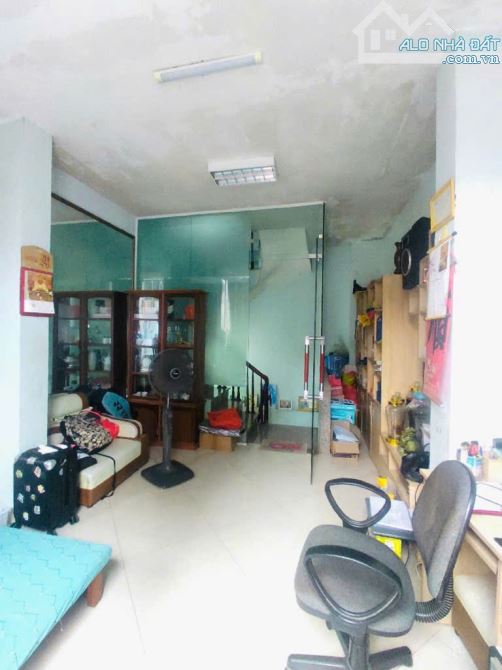 BÁN GẤP NHÀ HOÀNG TĂNG BÍ- Ô TÔ TRÁNH -  NGÕ THÔNG - SÁT BÃI GỬI Ô TÔ - QUÁ HIẾM- GIÁ 5.85 - 2
