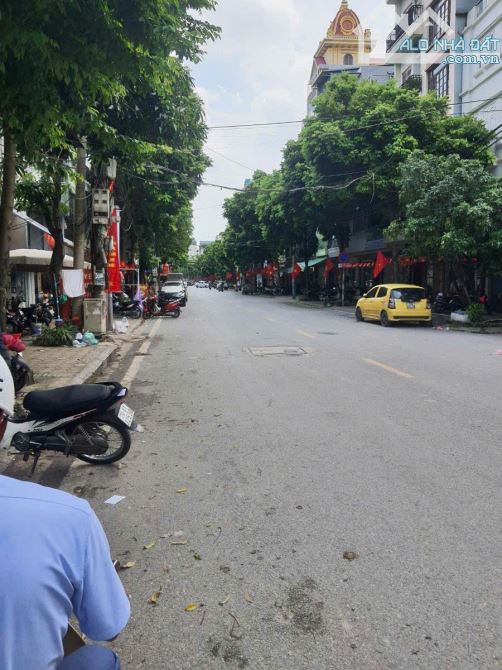 Bán đất vàng phố Tứ Liên, Tây Hồ – 135m², mặt tiền 8.6m, hai thoáng, ô tô tránh - 2