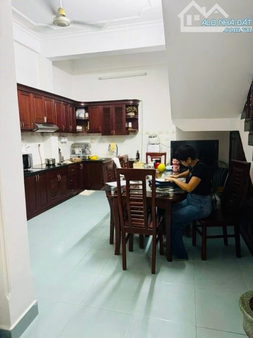 BÁN NHÀ PHẠM TUẤN TÀI CẦU GIẤY 55m2x5tầng,Mt4.8m PHÂN LÔ Ô TÔ TRÁNH VỈA HÈ KINH DOANH - 2