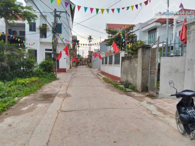 Cần tiền bán rẻ mảnh đất vuông đẹp 👉 thư phú -thường tín - 2