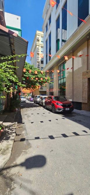 1 căn duy nhất Nguyễn Khang 5 tầng 55m2 ô tô vào nhà 30m ra mặt phố ngõ thông cho thuê, KD - 2
