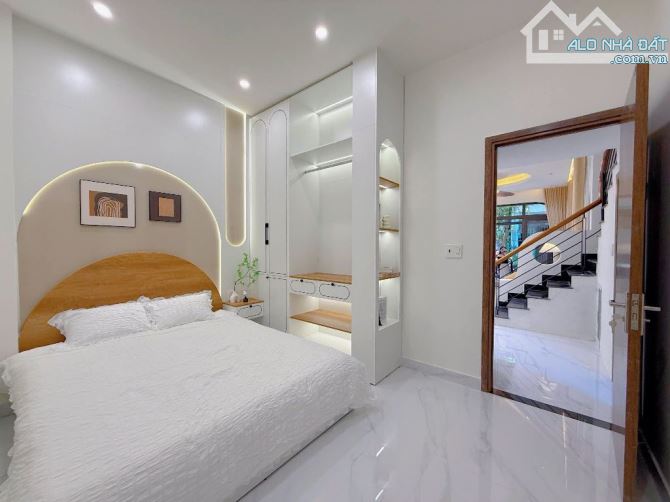 BÁN NHÀ KIỆT Ô TÔ ĐIỆN BIÊN PHỦ FULL NỘI THẤT DỌN VÀO Ở NGAY TRUNG TÂM ĐÀ NẴNG CHỈ 5,X TỶ - 2