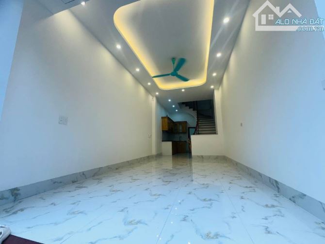 💎 CỰC PHẨM LONG BIÊN 5 TẦNG -OTO VÀO NHÀ -KINH DOANH NHỎ- GIÁ ĐẦU TƯ -6 x T.Ỷ - 2