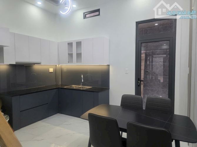 Chủ gửi bán căn nhà MỚI 1tr2l giá 5ty8 hẻm 297 võ văn hát , TP thủ đức. - 2