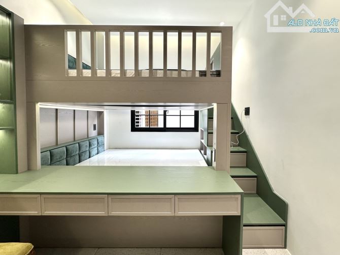 BÁN NHÀ HOÀNG HOA THÁM - BÌNH THẠNH - 3 TẦNG - 5.3M × 13M - NHỈNH 9 TỎI - 2