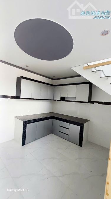 Bán nhà gác lửng ngay trung tâm trả trước 499tr xem nhà - 2