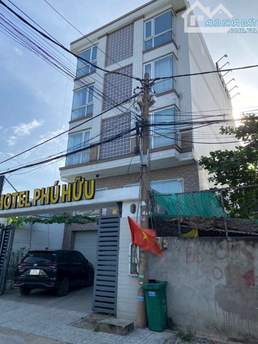 Bán Đất mặt đường 835  diện tích 236m2 giá 14 tỷ - 2
