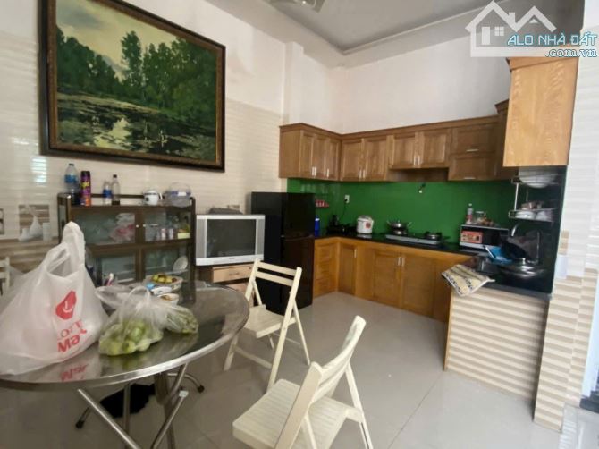 HXH 6M !!! DT ( 5,3*14) - 1 TRỆT- 2 LẦU- Nguyễn Văn Lượng p16. 9 tỷ Tl. - 2