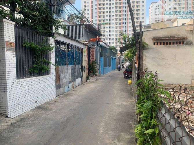 3 lô đất đường ô tô gầ Chung cư Hoàng Quân . Sổ hồng đầy đủ - 2