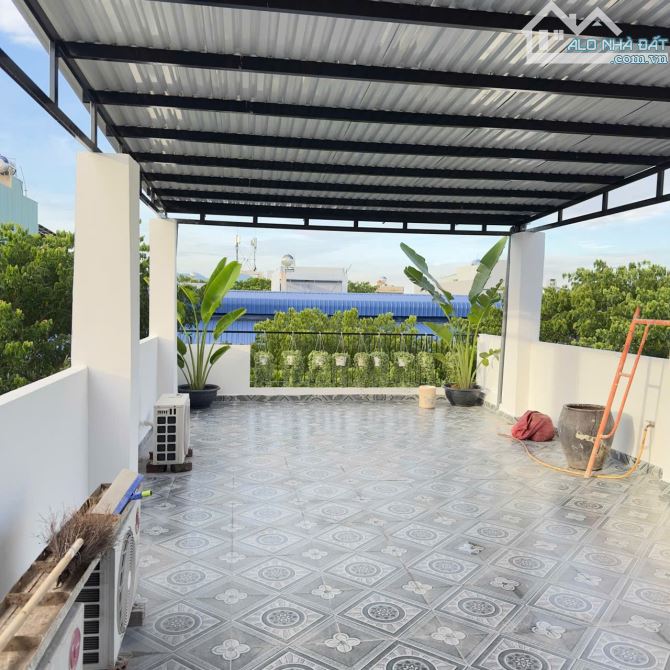 BÁN NHANH NHÀ 3 TẦNG -MT KINH DOANH ĐƯỜNG 7M5 SÁT VÕ CHÍ CÔNG VỊ TRÍ VÀNG. - 2