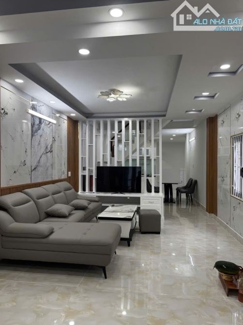 NHÀ 2 TẦNG 5X18 SHR HUỲNH TẤN PHÁT PHÚ XUÂN Q7 – GIÁ 5.5T - 2