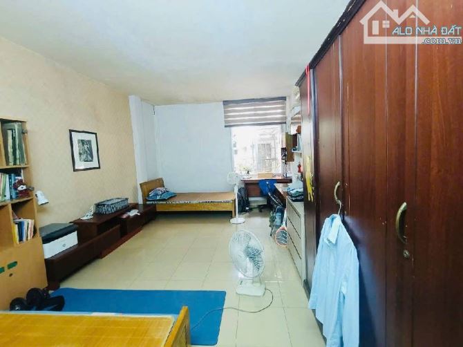 🛎️ Chủ cần bán gấp - Nhà gần mặt phố Ông Ích Khiêm, Ba Đình - 🎁Vị trí N 1 - 40m*3 tầng - 2