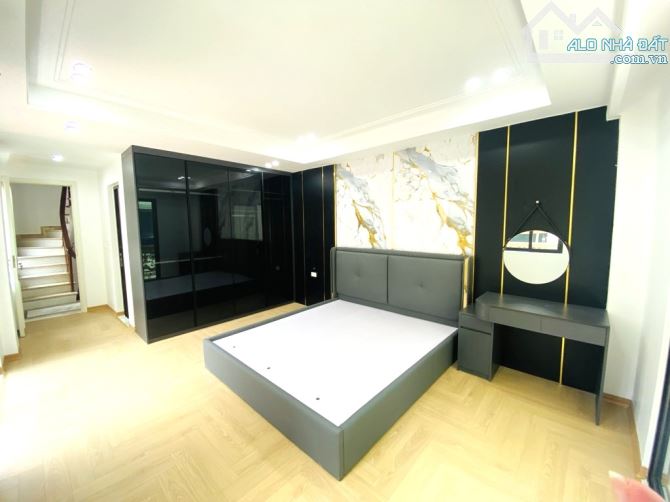 BÁN NHÀ ĐƯỜNG CỔ LINH 35M2, 7 TẦNG THANG MÁY, NGÕ THÔNG, 8.6 TỶ - 2