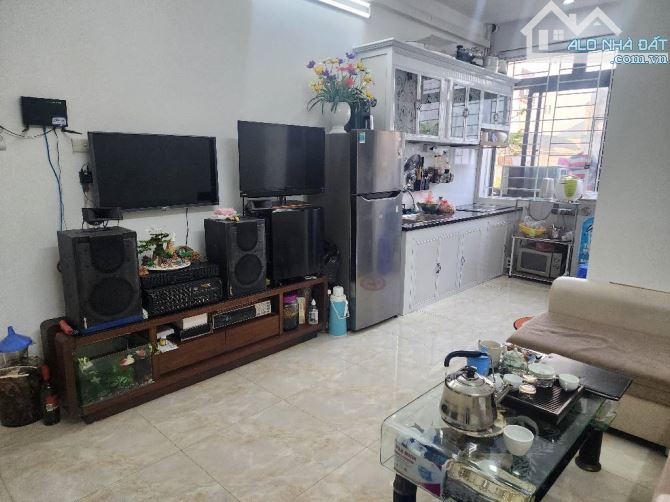 CHUNG CƯ A2  - PHÚ THƯỢNG, TÂY HỒ - GIAO THƯƠNG THUẬN TIỆN - TIỆN ÍCH NGẬP TRÀN - GẦN TRƯ - 2