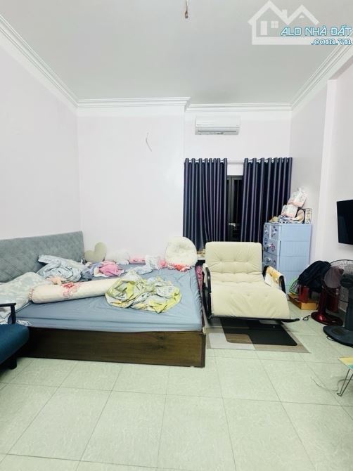 NHÀ ĐẸP ĐỊNH CÔNG THƯỢNG – 90m² – 4 TẦNG – 14.5 TỶ 🌹  ✅ Trước nhà sân rộng, ô tô quay đầ - 2
