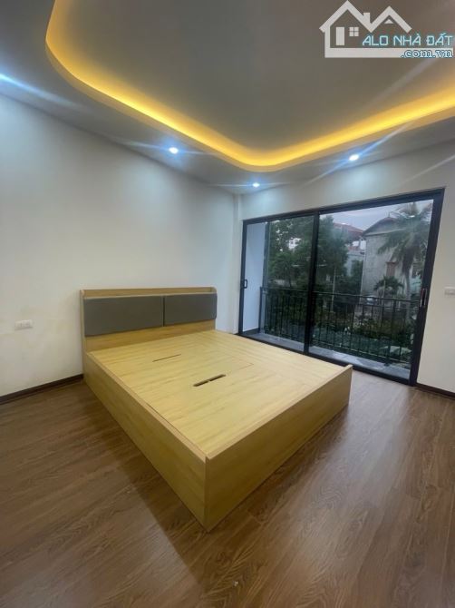 Bán nhà Cổ Linh - nhà đẹp long lanh - ô tô gần - lô góc siêu thoáng - 36m - 5 tầng 6.8 tỷ - 2