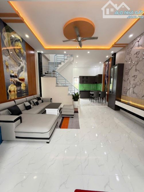 Nhà đẹp, đường rộng, (5x11) trệt, 2 lầu, 4PN, 3WC, Sổ riêng, Thạnh Lộc 16, Q12 - 2