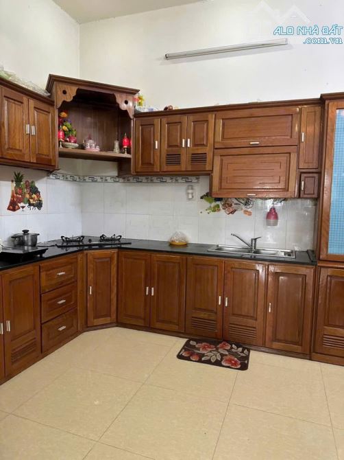 Bán nhà 2 tầng _2 mặt tiền Đường Núi Thành,  Hải Châu, Đà Nẵng - 2
