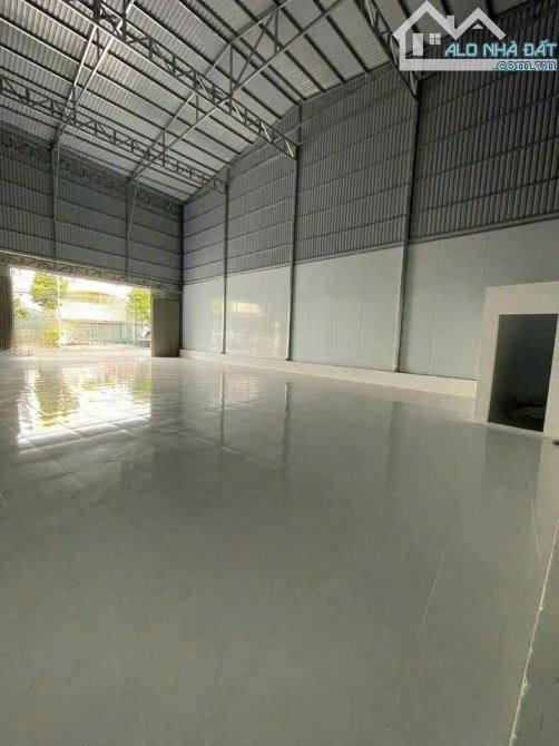 Kinh doanh thất bại bán gấp căn xưởng nằm ngay Tx Trảng Bàng - đang cho thuê - sổ riêng - 2