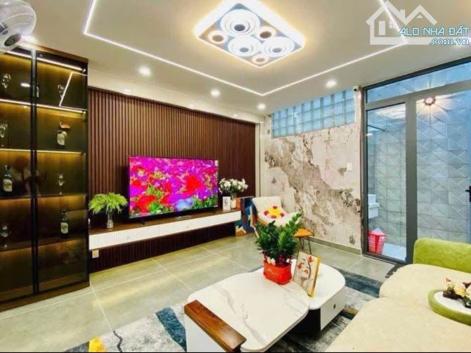 VỀ QUÊ BÁN LẠI CĂN NHÀ ĐƯỜNG HOA LAN,P7,PHÚ NHUẬN-GIÁ:4TỶ800/55,9M2(4,3X13)-SỔ HỒNG RIÊNG - 2