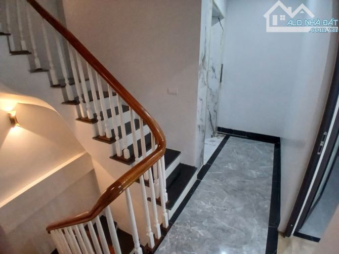 Bán Nhà Lô Góc Đại Mỗ 40m x 6T, Thang Máy, Ngõ Thông, Kd, Ô Tô, Full NT  8.6 Tỷ - 2