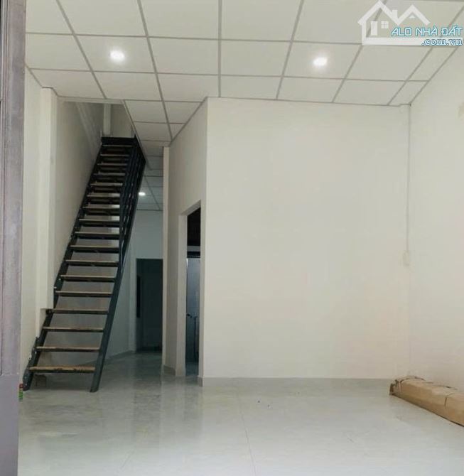 BÁN NHÀ GIÁ RẺ - NGÃ 3 TRƯỜNG CHINH -  PHAN VĂN HỚN, Q.12 - DT 68m2 - NHỈNH 4 TỶ - 2