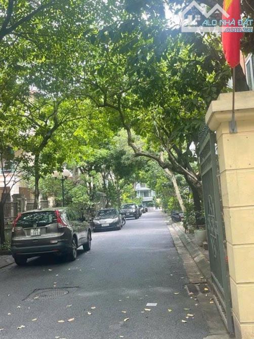 Bán nhà 5 tầng rẻ nhất phố NGọc Hà 100m chỉ 17.2 tỷ KD, ngõ thông ô tô đỗ cổng Ba Đình - 2