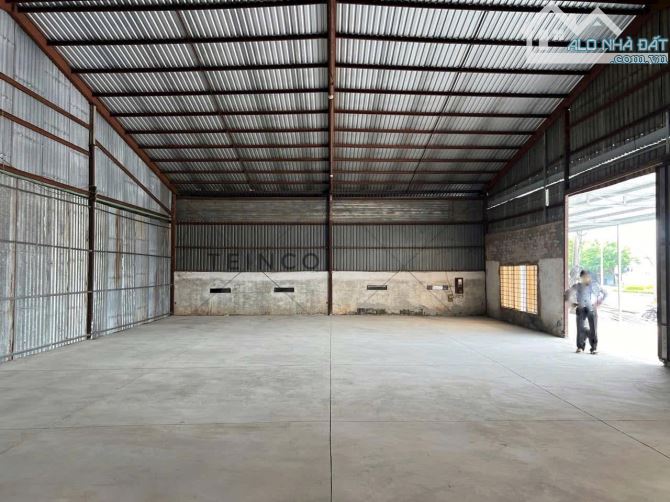 Cho thuê kho xưởng bãi 460m² kho xây dựng 356m² đất SKC - 2