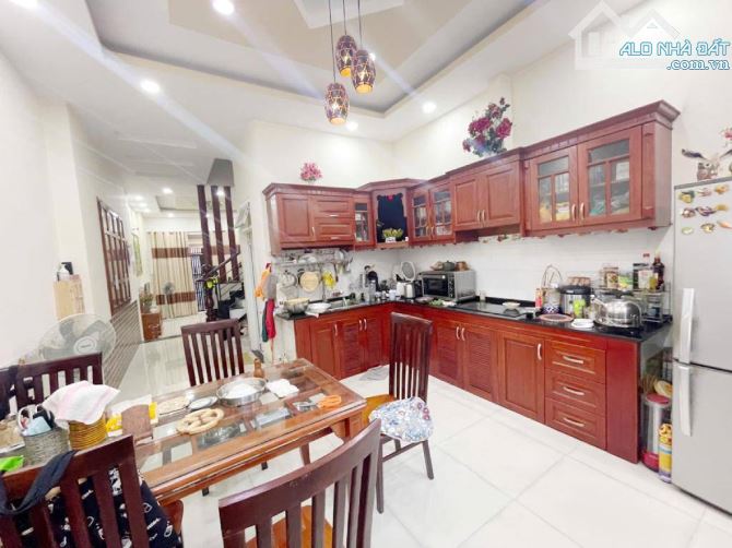Nhà bán gò vấp giáp bình thạnh dương quảng hàmhẻm xe hơi đỗ cửa nhà 68m2 btct 3 tầng 9 t - 2