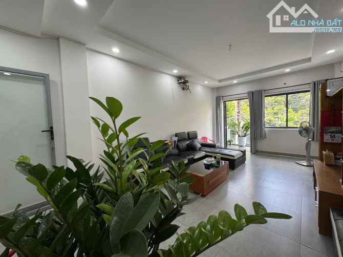 Cần bán nhà HxH Trịnh đình trọng 4,1x22, 3 lầu, 12,5 tỷ,có thang máy - 2
