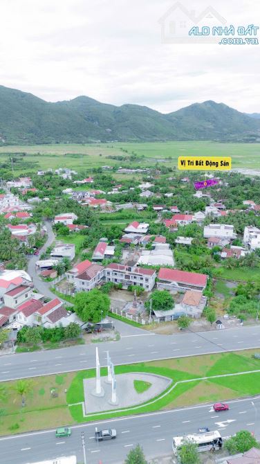 Bán đất Diên Toàn - gần bến xe - 100m2- giá 1tỷ3- đường oto - 2