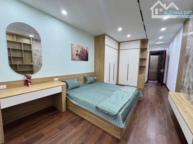 Phân lô Xuân Đỉnh, 36m2 chỉ 8.x tỷ, gần CV Hoà Bình, ô tô đỗ, sát phố, full nội thất đẹp - 2