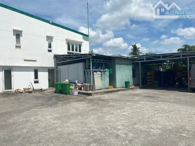 Đất bán Khu Bên Sông Sài Gòn Đường 36 Linh Đông Thủ Đức DT: 4000m2. Giáp Phạm Văn Đồng - 2